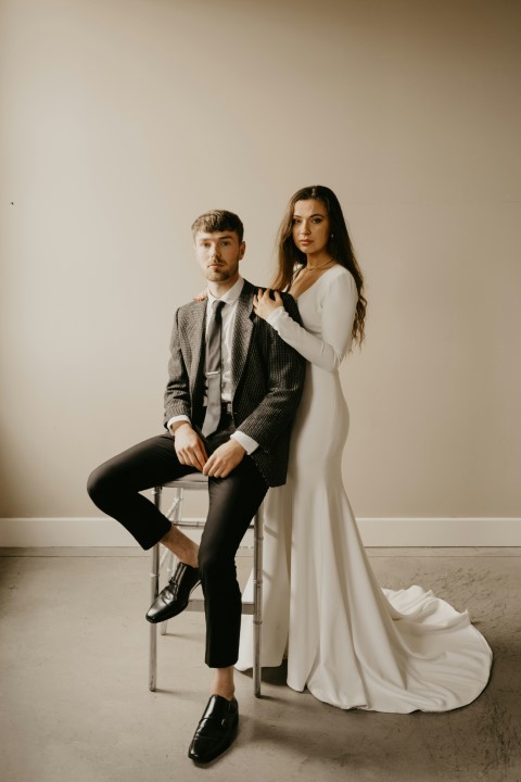 Grey & White Weds